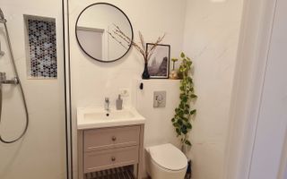 VILĂ DE ÎNCHIRIAT – OTOPENI, Str. 23 August (lângă Penny) - Poză 9