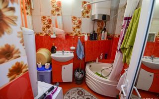 Spatiu comercial si casa de vanzare - Poză 9