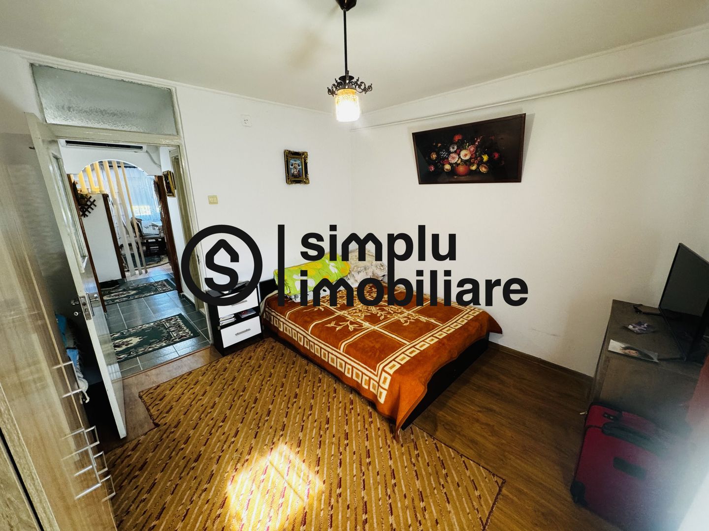 3 decomandate, centrala, 1 Mai - 110 000 Euro - Poză 23