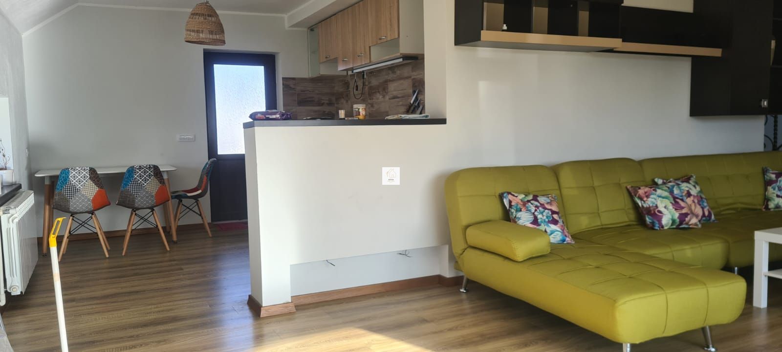 Refugiu la munte - casă cu 3070 mp teren și vedere spre Vârful Rânca - Poză 14