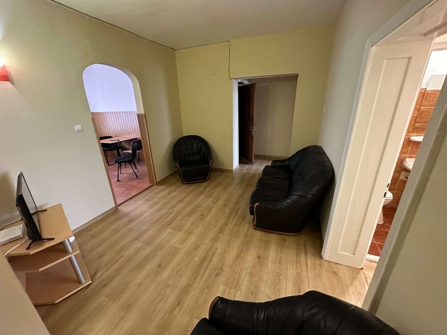 Apartament spatios 150 mp - Poză 21