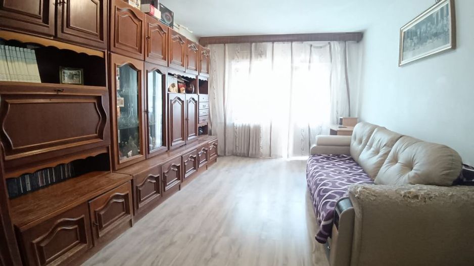 Inel I - Vanzare apartament cu 3 camere, etaj 1. - Poză 1