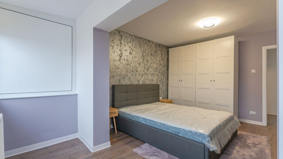 Chirie 2 camere Astra Brașov: 57 mp, AC și două balcoane închise - Poză 11