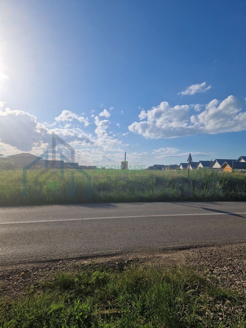 Teren intravilan 4000 mp în Vorovești, Miroslava – ideal investiție sau construcții case - Poză 1