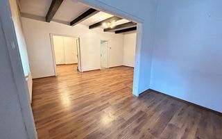 Apartament 3 camere in vila Aurel Vlaicu | Garaj 26.48 mp - Poză 7