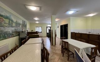 Pensiune + Casa | 626 MPU | Selimbar - Poză 12