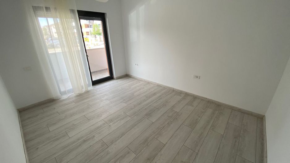 Apartament 3 camere - Dumbravita - Poză 12