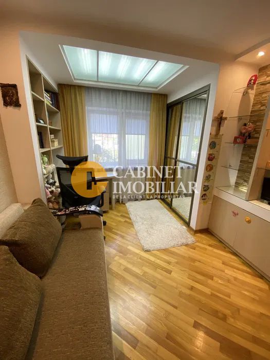 Apartament  3 Camere Decomandat - Et 1 - Bloc 1989 - Poză 7