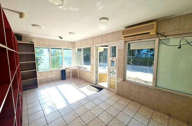 Spatiu comercial stradal - zona Micro 19, langa piata - Poză 6