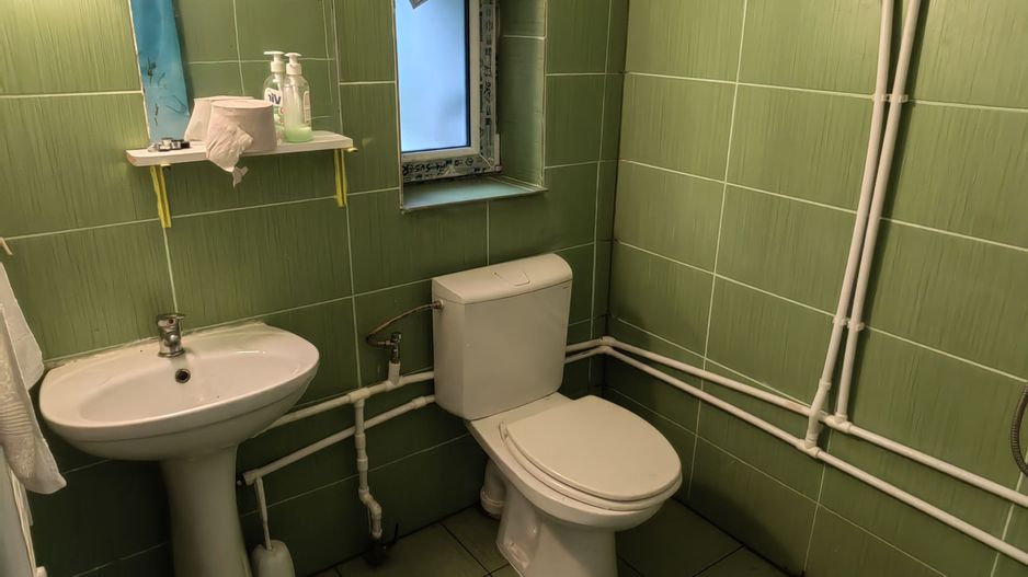 Casă 4camere+teren 719 m²central lângă izvoare de ape minerală Vâlcele - Poză 8