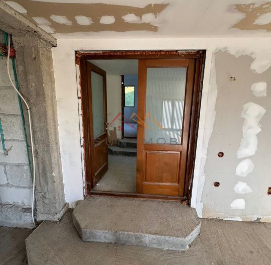 Vila S+P+E, priveliste deosebita, 6 camere, garaj, terasa, Cornu, PH - Poză 8