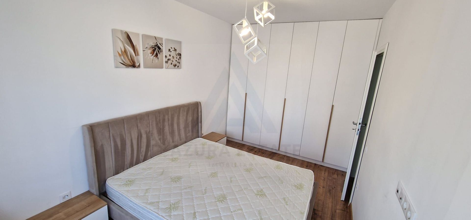 Apartament premium 2 camere balcon generos si parcare pe Dna Stanca - Poză 6