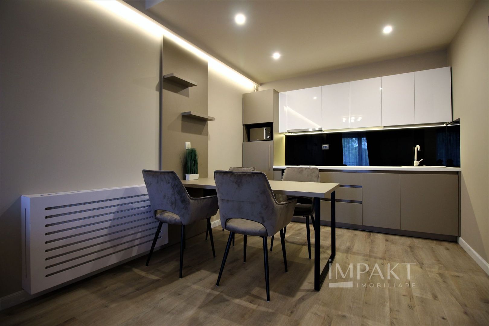 Apartament de inchiria premium 3 camere ,parcare, în centrul Clujului! - Poză 8