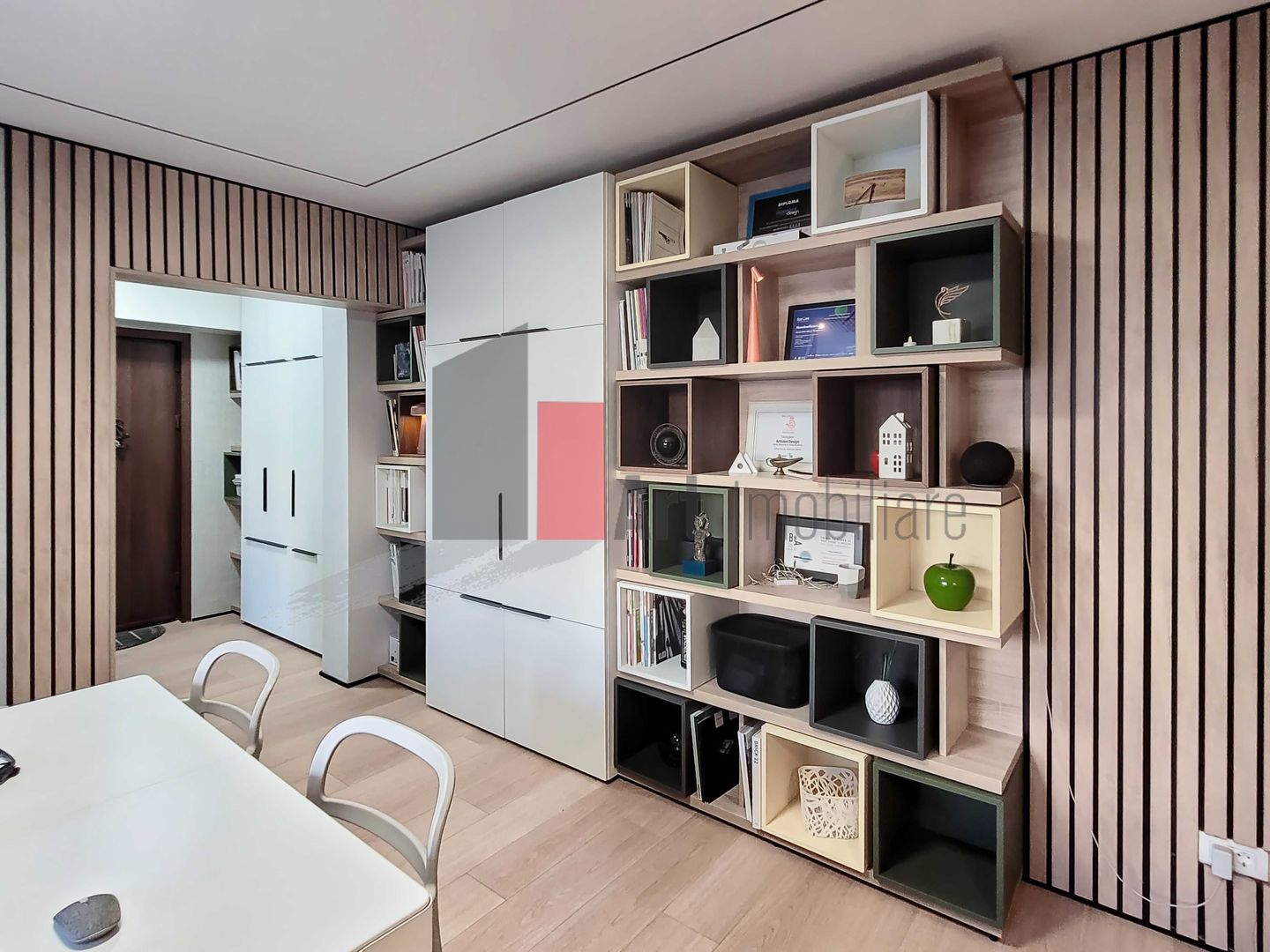 Oferim spre vanzare apartament superb de 3 camere, in Drumul Taberei - Poză 3