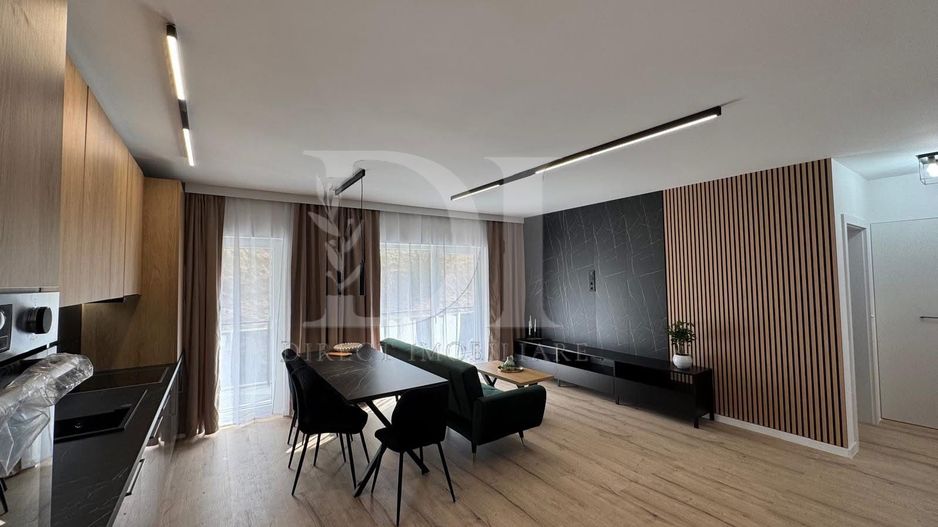 Apartament ultramodern / etaj  intermediar / Zona Eroilor - Poză 1