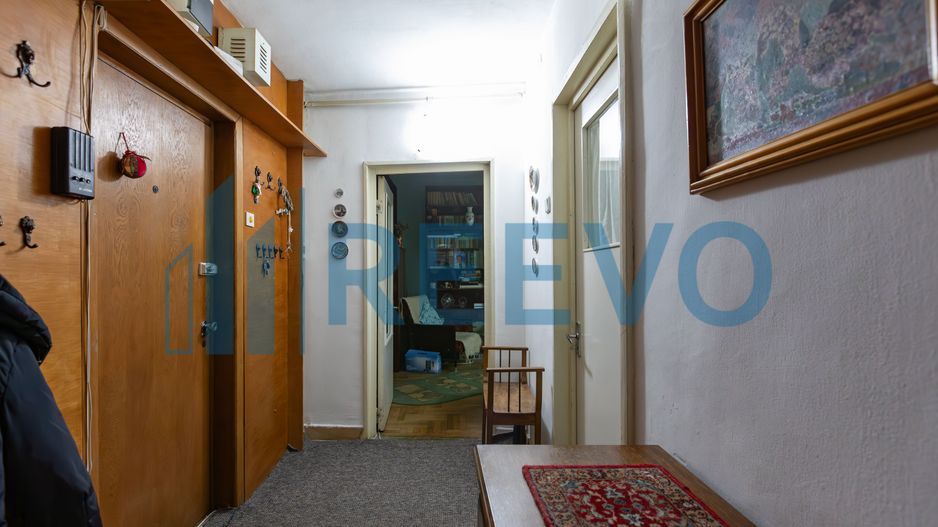 Apartament 4 camere, et. 1, str. 9 Mai, Bacău - Poză 9