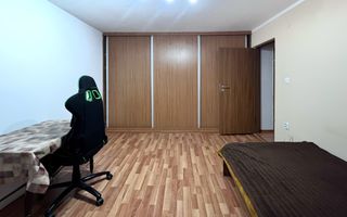 De vanzare 4 camere | 90 mp utili | balcon | zona Garii. - Poză 8