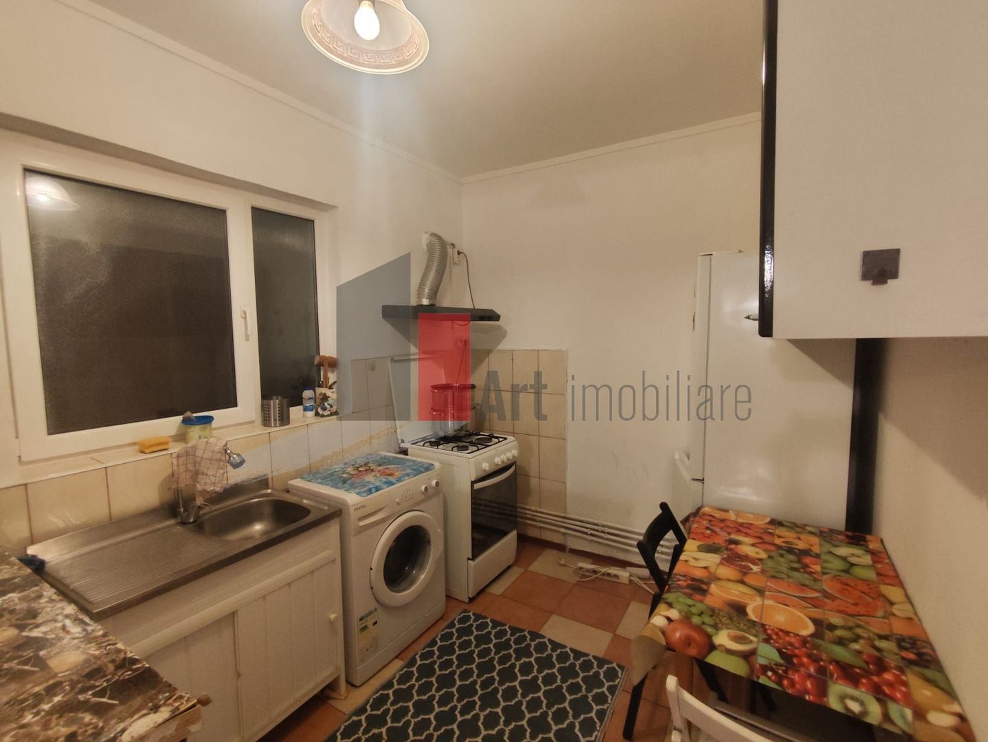 Garsoniera de inchiriat in zona Damaroaia - Poză 4