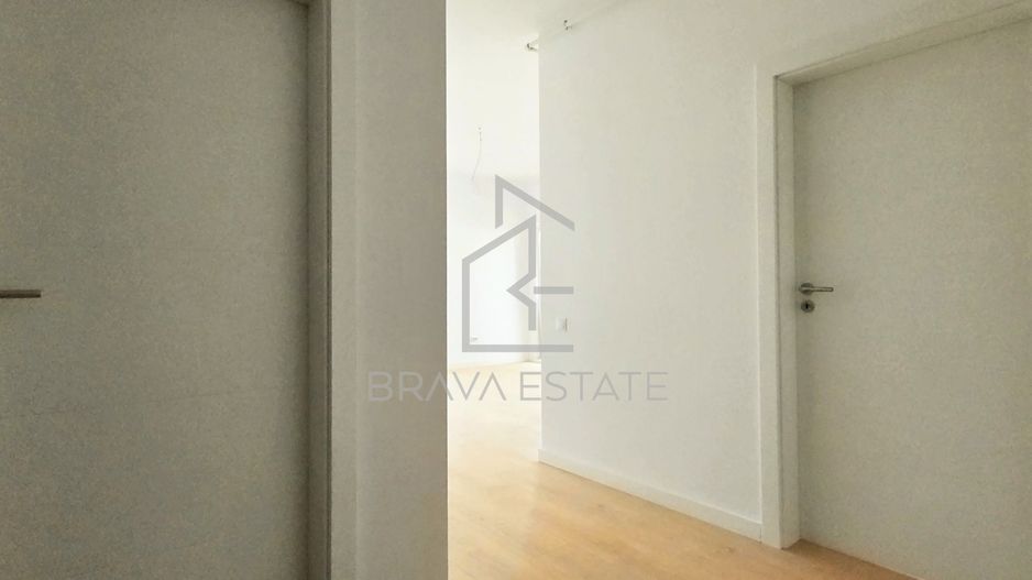 Apartament 3 camere, terasa, garaj subteran, zona Eroilor, Florești - Poză 6