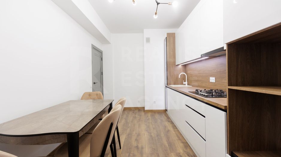 Vânzare, apartament, 2 camere,  str. Calea Ieșilor, Sculeni. - Poză 4