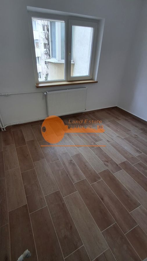 Apartament cu 3 camere in zona Nerva Traian - Poză 2