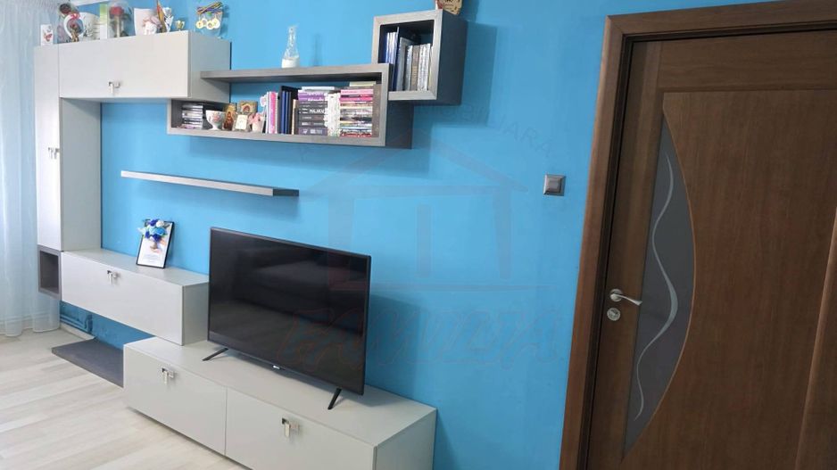 SE VINDE APARTAMENT 3 CAMERE, MICRO 17, 91.000 EURO - Poză 5