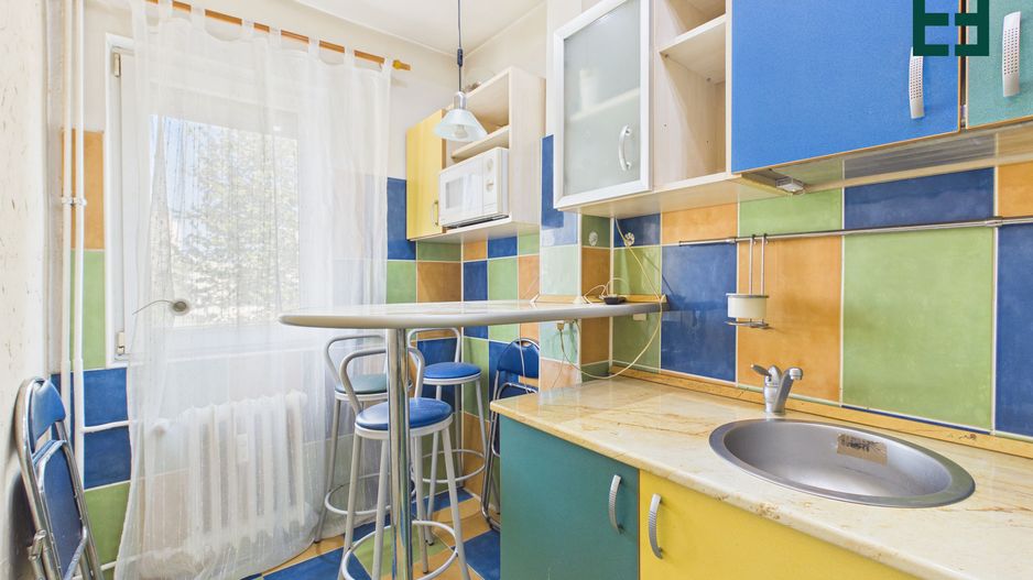 Apartament cu 2 camere etaj 3 - Zona Aurel Vlaicu - Arad - Poză 8