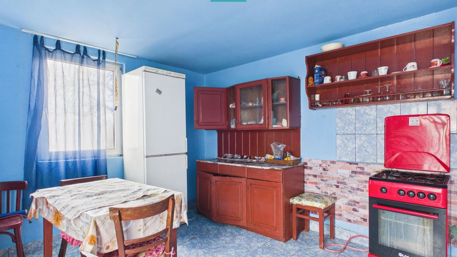 Casă cu 3 camere și teren de 1400 mp în Mișca - Poză 9