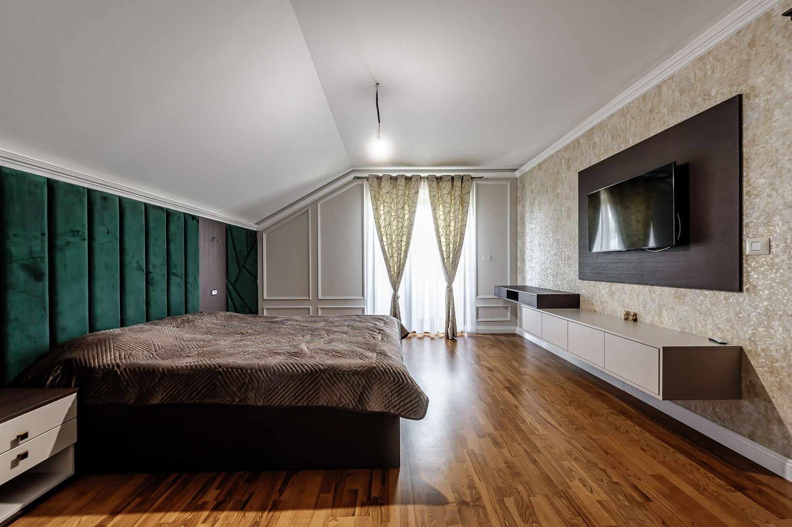 Vilă de lux, pentru o familie numeroasă, Spațiu, confort și intimitate - Poză 27