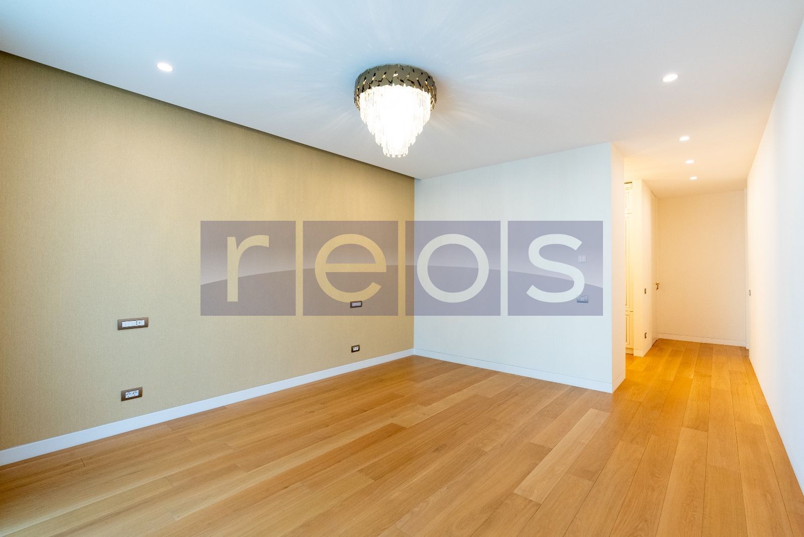 APARTAMENT PREMIUM ZAMBACCIAN | 206 MP | 4 CAMERE| LOC PARCARE - Poză 3