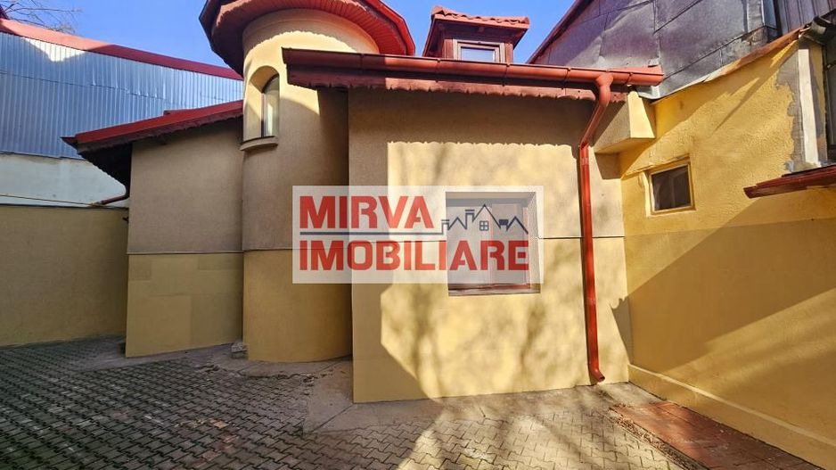 🏢 Spațiu de birouri – 5 camere, 2 băi – Central, Ploiești - Poză 2