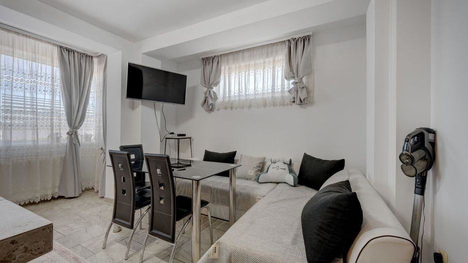 SI CASA SI AFACERE totul sub același acoperiș in Sector 5/Sălaj - LIDL - Poză 53