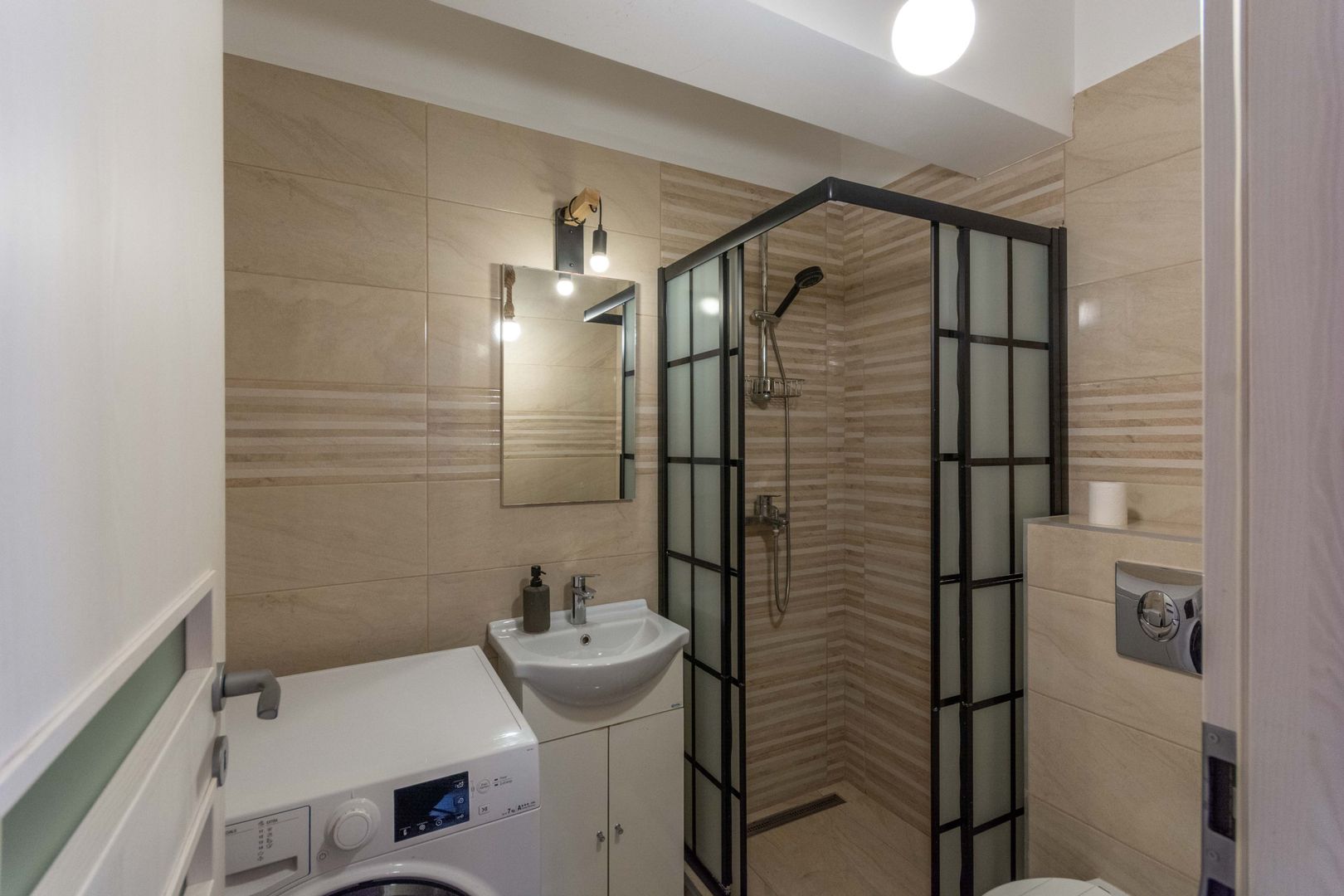 Fundeni - Dobroesti, 3 camere cu loc de parcare si curte, comision 0% - Poză 14