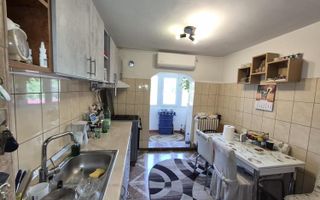 Apartament 2 camere, Dancu, etaj 3/3, 56 mp, 89.999 EUR - Poză 2