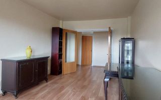 Vand apartament 4 camere situat la 10 min de Piata Unirii - Poză 3