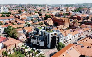 Penthouse de lux 530 mp ultracentral in Oradea - Poză 3