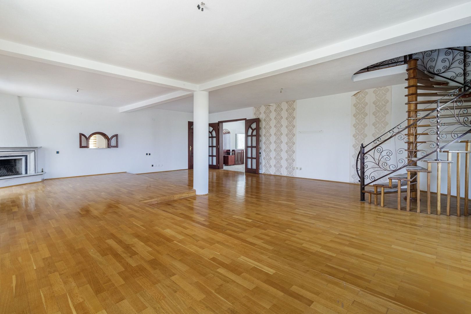 Domeniu privat 5.000 mp, cu reședință de 625 mp și piscină, Corbeanca - Poză 6