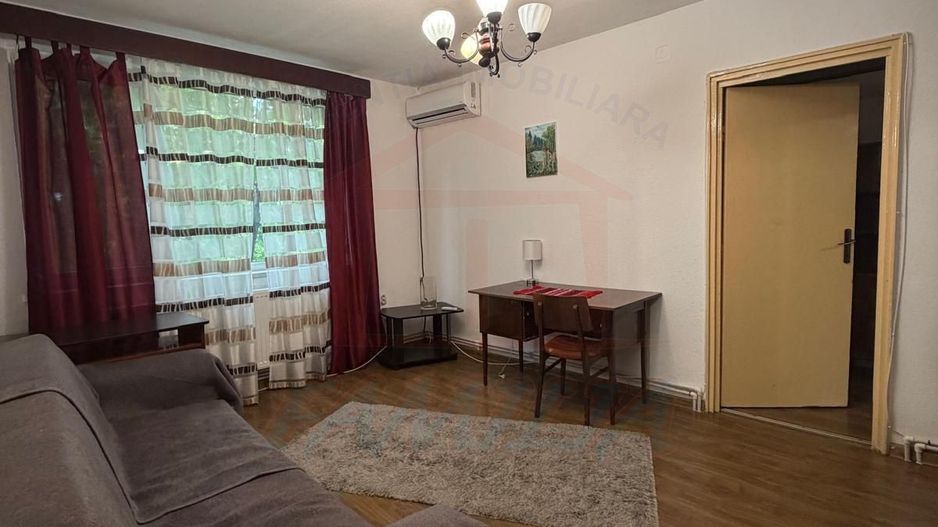 Inchiriere apartament semidecomandat 2 camere, Mazepa 1 - Poză 1