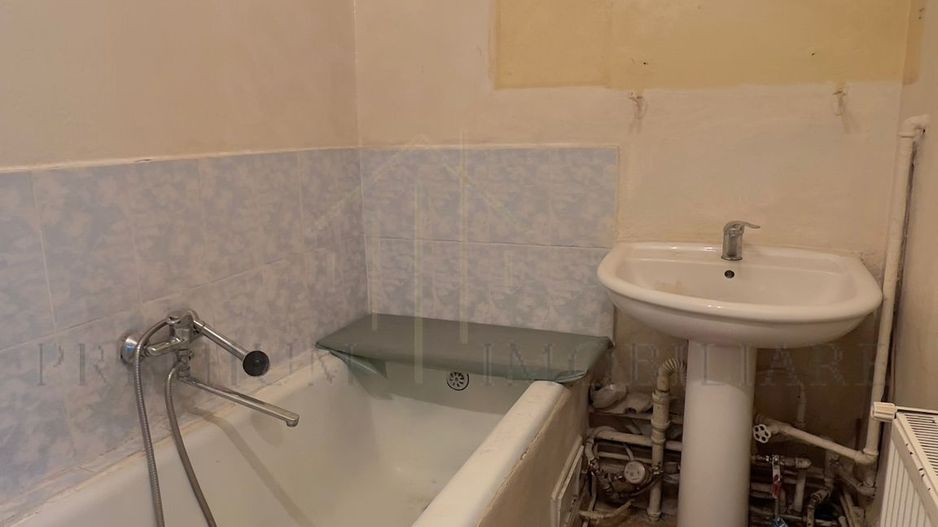 Apartament 2 camere central - Poză 6