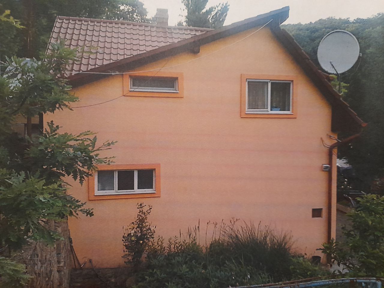 PROPRIETATE VÂNDUTĂ Casă conac cu 15.000 mp deal împădurit la Barațca, - Poză 4