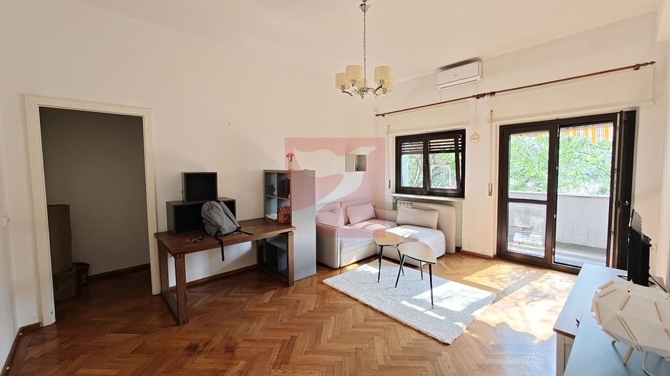 2 camere,  deosebit,Maria Rosetti, bloc interbelic clasic - Poză 1