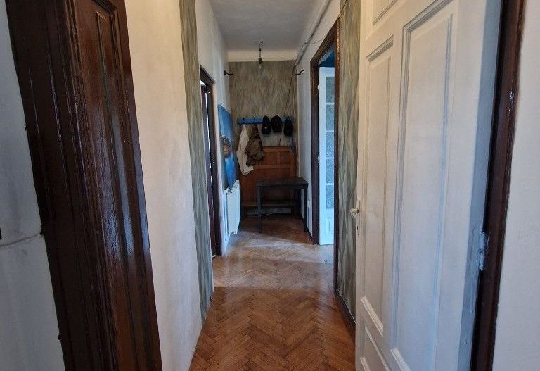 De inchiriat apartament 5 camere in Vila, Unirii sect 4 - Poză 11