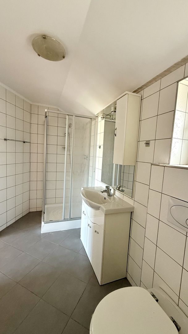 APARTAMENT DECOMANDAT - Poză 15