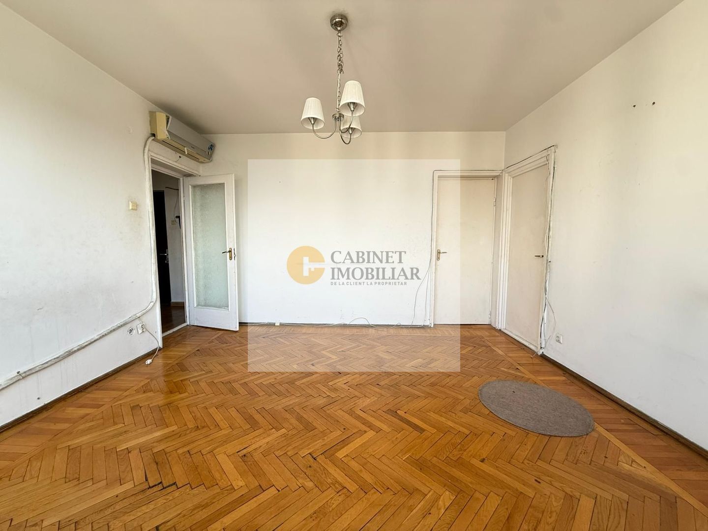 3 camere I Gara de nord I Creditabil I 1962 - Poză 2