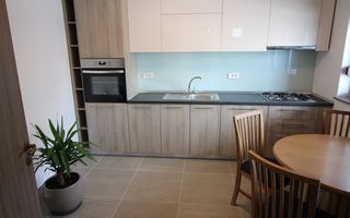 Apartament cu 3 camere de închiriat în zona Nord - Poză 7