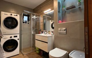 Casă de tip triplex la vânzare 6 camere /Șelimbăr /Secția 1 de Poliție - Poză 25