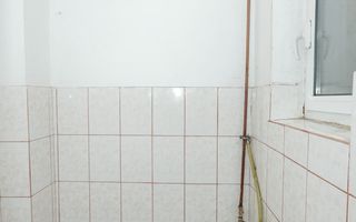 Vânzare Apartament 3 camere Petrisor - Poză 4