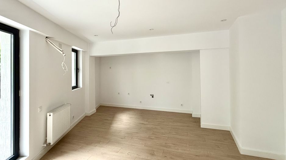 Apartament 2 camere, zona Aviatiei-Aerogării, bloc nou, etaj 1 - Poză 2
