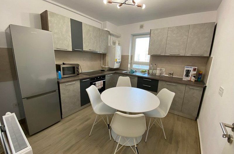Inchirere apartament cu 3 camere Coresi Avantgarden - Poză 1