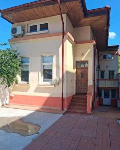 Vilă D+P+M | Tineretului | 145 mp | Curte 132 mp | 5 locuri de parcare - Poză 2